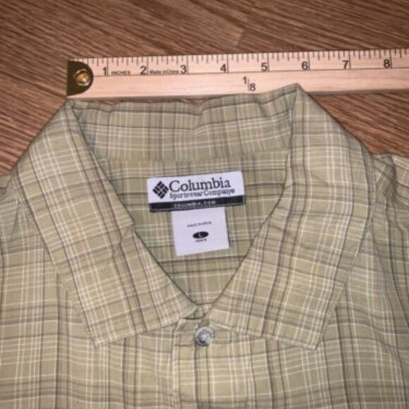 Columbia Mens Green Plaid Short Sleeve Button Down Large Outdoors Casual - Picture 6 of 7
